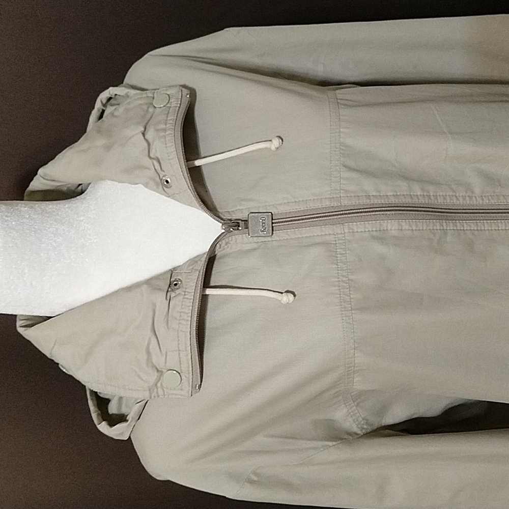 Vintage C&A Windbreaker - Picture 2 of 10